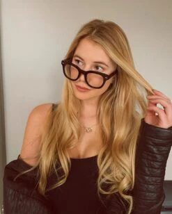 SUMMER - BLACK + BLUE LIGHT TECHNOLOGY GLASSES -Glasses Sales Store 03 2020 kenzieaspenlindgren SUMMER