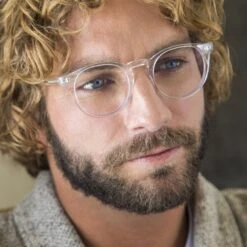 SAWYER - CLEAR + BLUE LIGHT TECHNOLOGY GLASSES -Glasses Sales Store 2020 Web PDPResize DesertShoot 0013 Benjo Arwas Diff March20 Location1 918