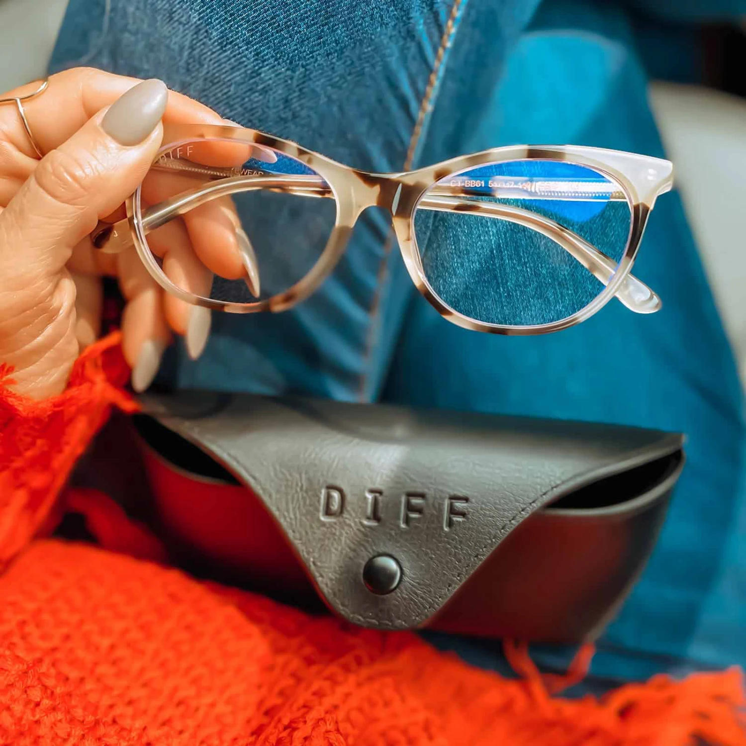 JADE - CREAM TORTOISE + BLUE LIGHT TECHNOLOGY GLASSES 13 JADE - CREAM TORTOISE + BLUE LIGHT TECHNOLOGY GLASSES - Image 11