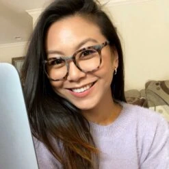 WESTON - MOCHA TORTOISE + BLUE LIGHT TECHNOLOGY GLASSES 11 WESTON - MOCHA TORTOISE + BLUE LIGHT TECHNOLOGY GLASSES -Glasses Sales Store 2020 diff web PDP 0000s 0045 08 2020 cynthiamhuang WESTON 1