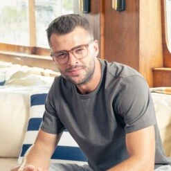 WESTON - VINTAGE CRYSTAL + BLUE LIGHT TECHNOLOGY CLEAR GLASSES 12 WESTON - VINTAGE CRYSTAL + BLUE LIGHT TECHNOLOGY CLEAR GLASSES -Glasses Sales Store Diff July 2021 BoatShoot onmodel Bluelight Weston 1