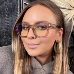 HAYDEN - VINTAGE CRYSTAL + BLUE LIGHT TECHNOLOGY GLASSES -Glasses Sales Store HAYDEN VC BB249 lifestylePDP 1