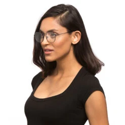 JAMES - ROSE GOLD + BLUE LIGHT TECHNOLOGY CLEAR GLASSES -Glasses Sales Store JAMES black 2018 diff onmodel women 800px 512 becc148c 2342 4e28 a66a 8bb063b2a98b