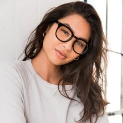 WOMEN'S HEALTH BALANCE - BLACK + CLEAR 19 WOMEN'S HEALTH BALANCE - BLACK + CLEAR -Glasses Sales Store diff august 2021 hearst female balance black 2 b62880e8 2a24 4347 a135 69d4fae3bd8c