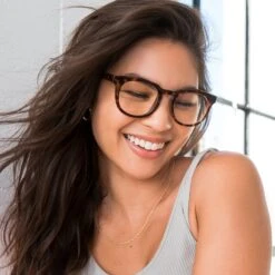 WOMEN'S HEALTH BALANCE - CARAMEL TORTOISE + BLUE LIGHT TECHNOLOGY 19 WOMEN'S HEALTH BALANCE - CARAMEL TORTOISE + BLUE LIGHT TECHNOLOGY -Glasses Sales Store diff august 2021 hearst female balance caramel tortoise 1