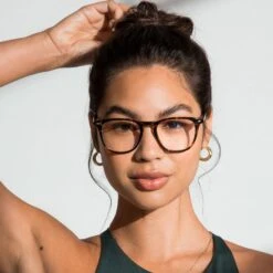 WOMEN'S HEALTH TRANQUILITY - CARAMEL TORTOISE + BLUE LIGHT TECHNOLOGY 19 WOMEN'S HEALTH TRANQUILITY - CARAMEL TORTOISE + BLUE LIGHT TECHNOLOGY -Glasses Sales Store diff august 2021 hearst female tranquility caramel tortoise 1