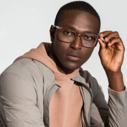 MEN'S HEALTH CREATIVITY - VINTAGE CRYSTAL + BLUE LIGHT TECHNOLOGY -Glasses Sales Store diff august 2021 hearst male creativity vintage crystal 1