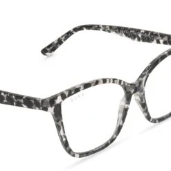 LEAH - CLEAR LEOPARD + BLUE LIGHT TECHNOLOGY GLASSES 9 LEAH - CLEAR LEOPARD + BLUE LIGHT TECHNOLOGY GLASSES -Glasses Sales Store diff eyewear leah clear leopard blue light technology glasses alt 4