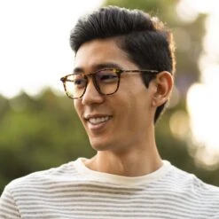 MAXWELL - AMBER TORTOISE + CLEAR GLASSES -Glasses Sales Store diff july 2021 jeffyamazaki male maxwell blue light glasses amber tortoise