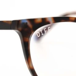 JADE - WINE TORTOISE + CLEAR GLASSES -Glasses Sales Store jade WN BB61 detail 6a02ae88 051c 4265 9e10 6c548e0c7963